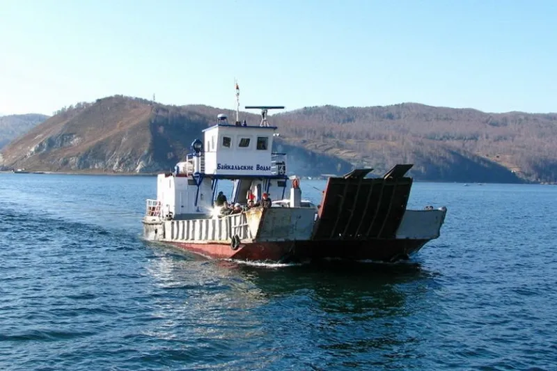 Паром из Листвянки в Порт Байкал – всё. Перевозчик объявил об остановке рейсов