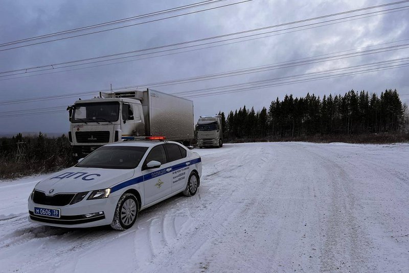 На трассе «Братск — Усть-Илимск» ввели ограничения для транспорта из-за гололеда