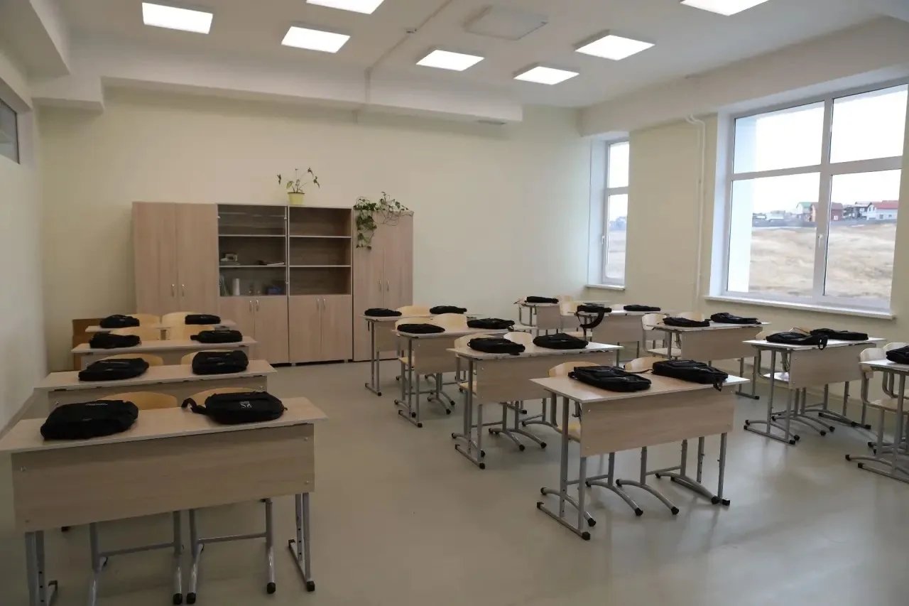 Выпускники школ Братска рискуют остаться без аттестатов из-за отсутствия денег