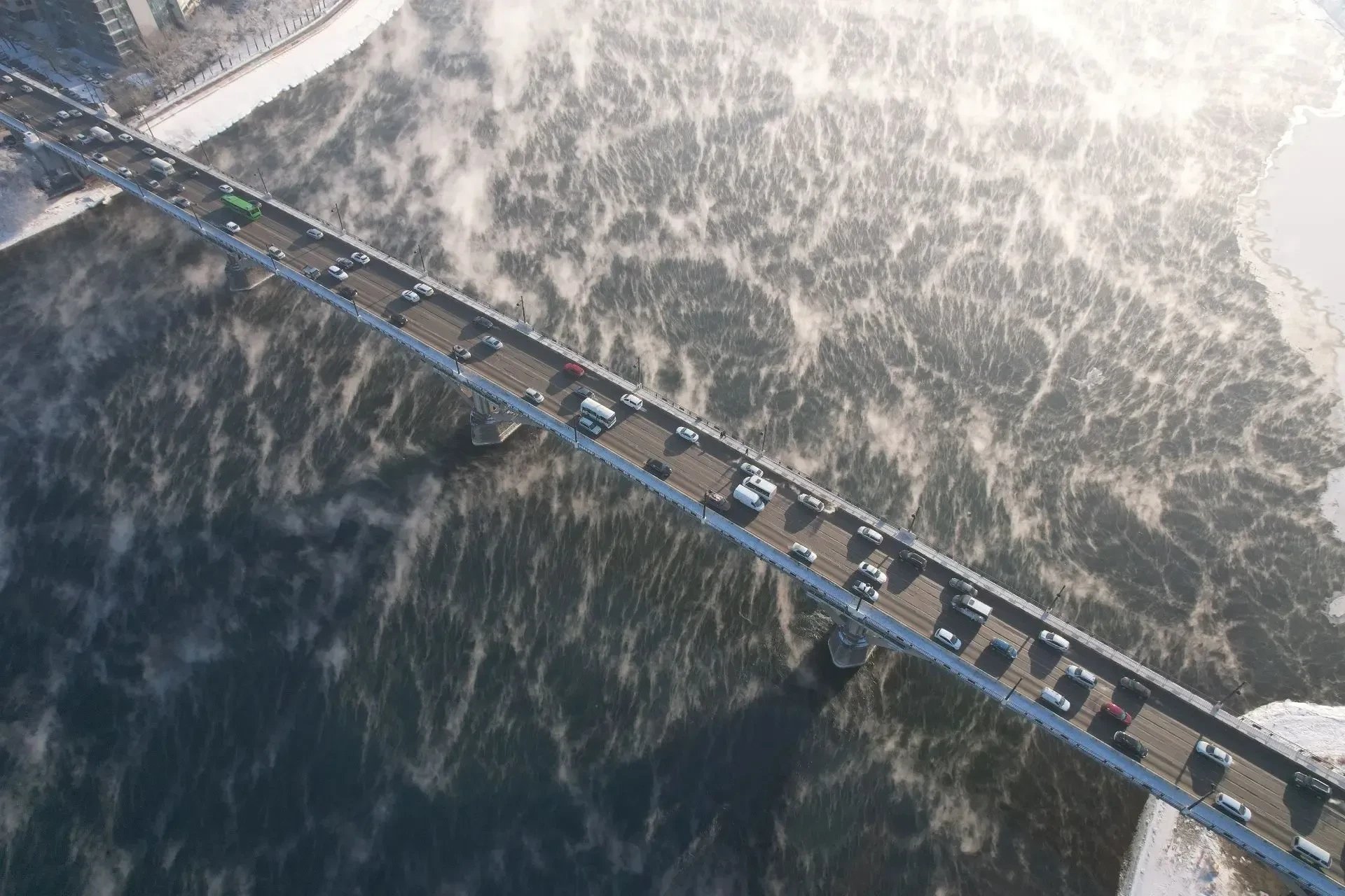 В Иркутске большегрузам запретят ездить по Глазковскому мосту