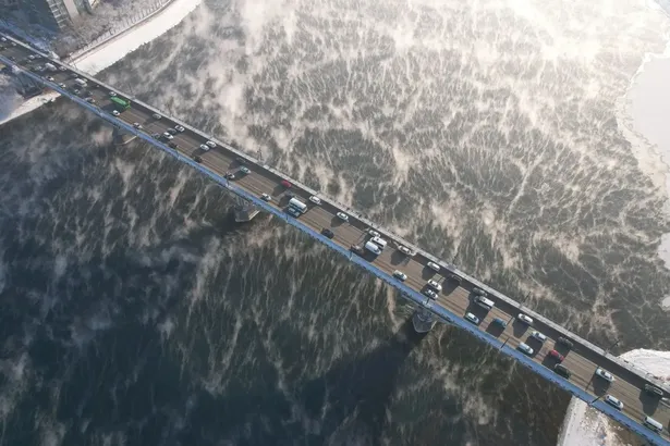 В Иркутске большегрузам запретят ездить по Глазковскому мосту