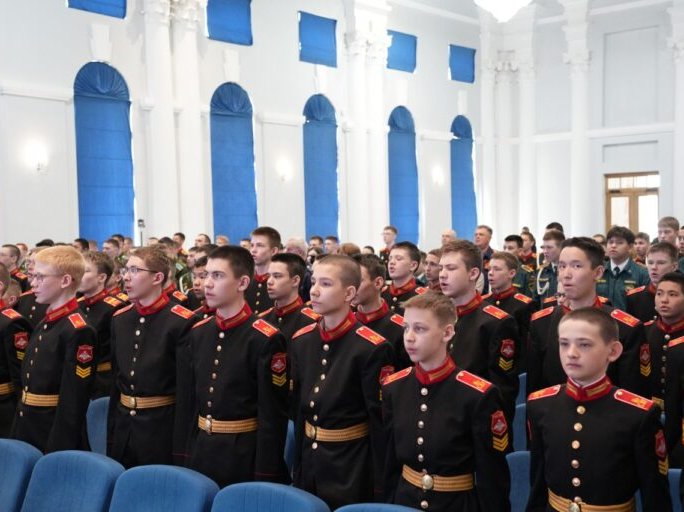 Курсанты кадетского училища, г. Иркутск