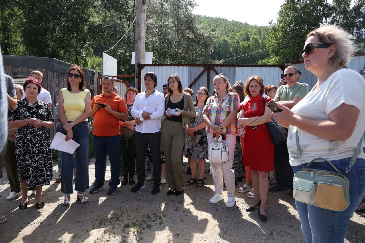 Школа в Слюдянке