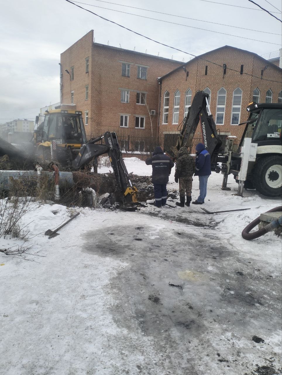 Шесть порывов теплотрасс зафиксировано в Тулуне за неделю