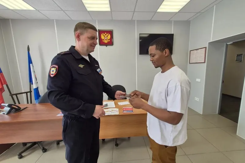 Мечта сбылась: уроженец Камеруна получил гражданство России после службы по контракту