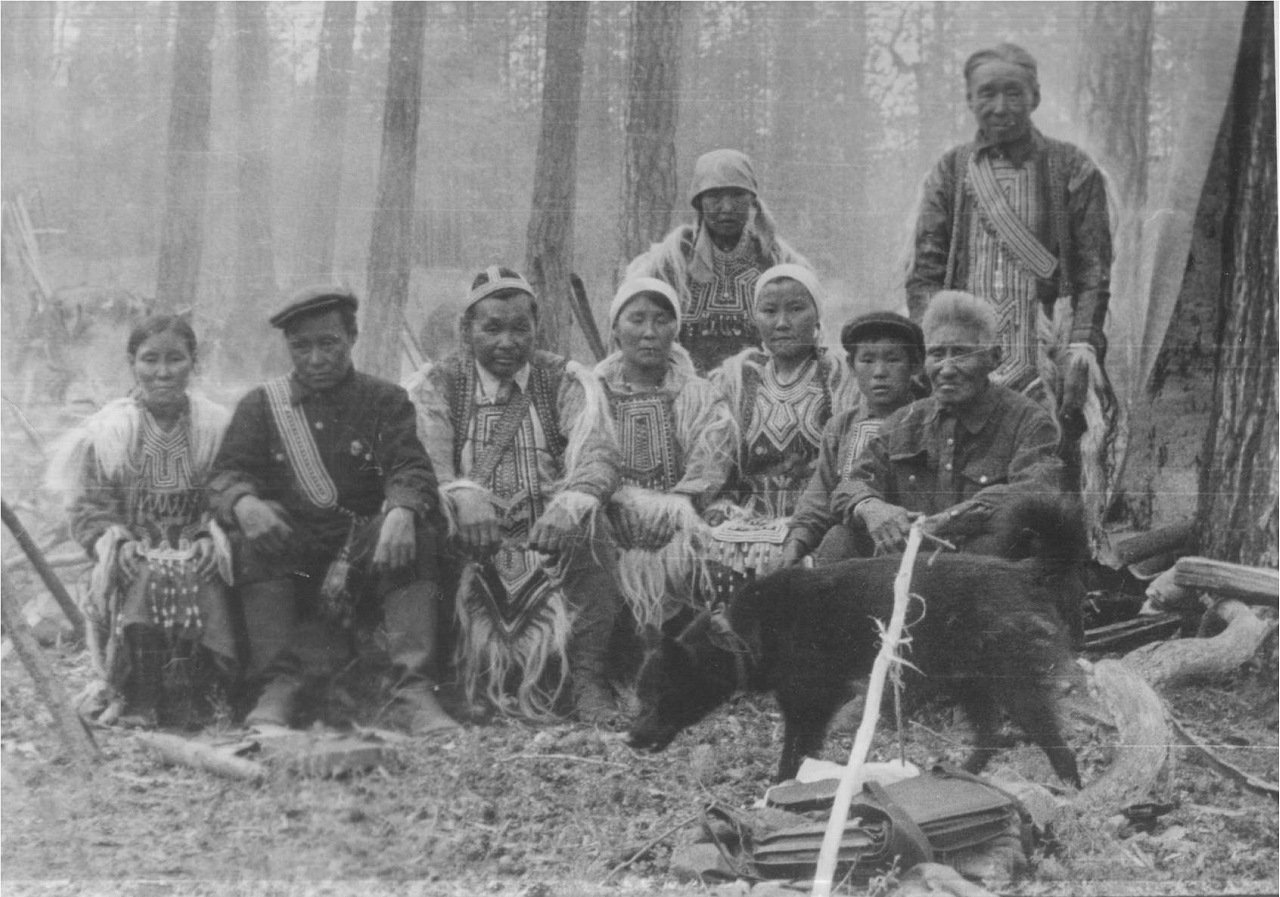 Фото сделано Н. С. Розовым во время антропологической экспедиции 1950 г. к эвенкам Орловки.