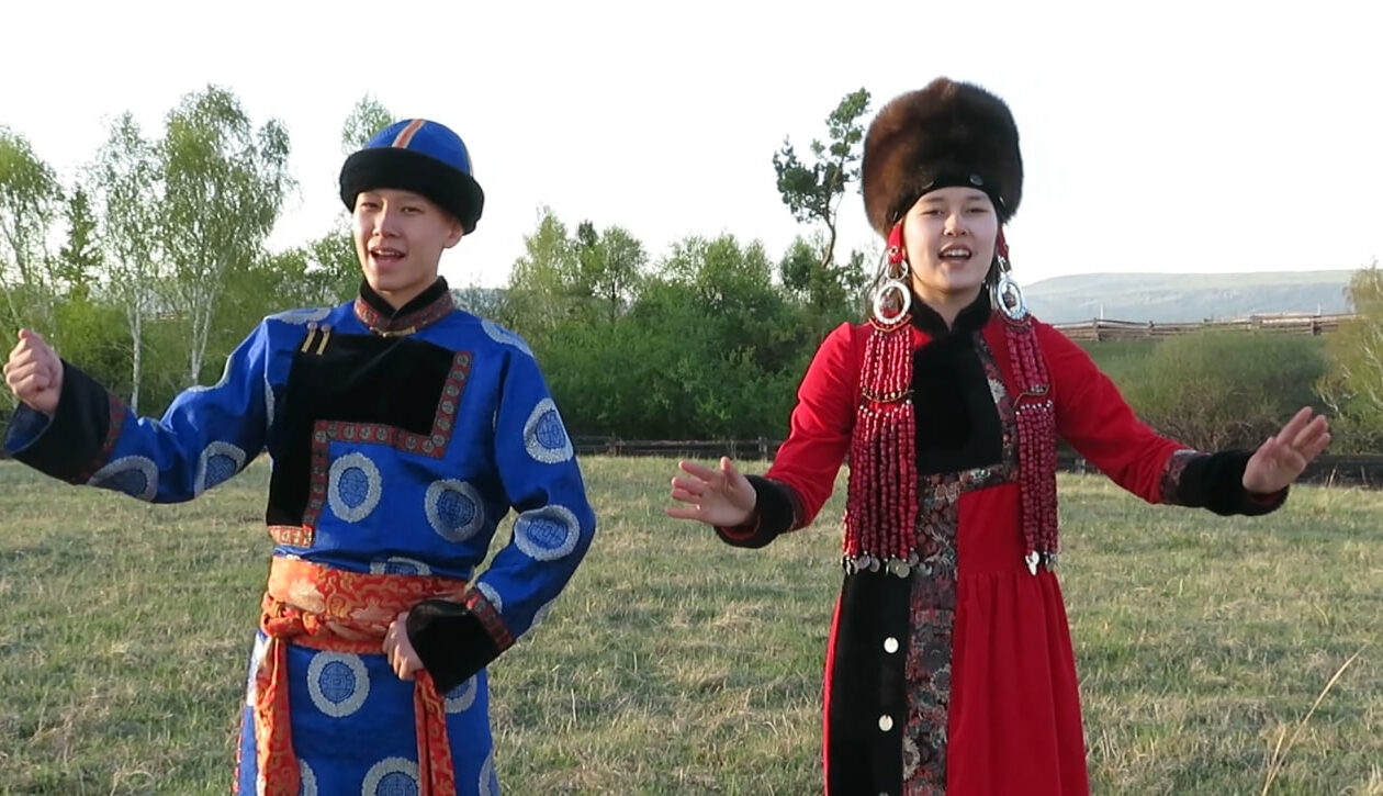 Артисты Иркутской области перевели песню «Матушка» на бурятский и татарский языки для участия в клипе