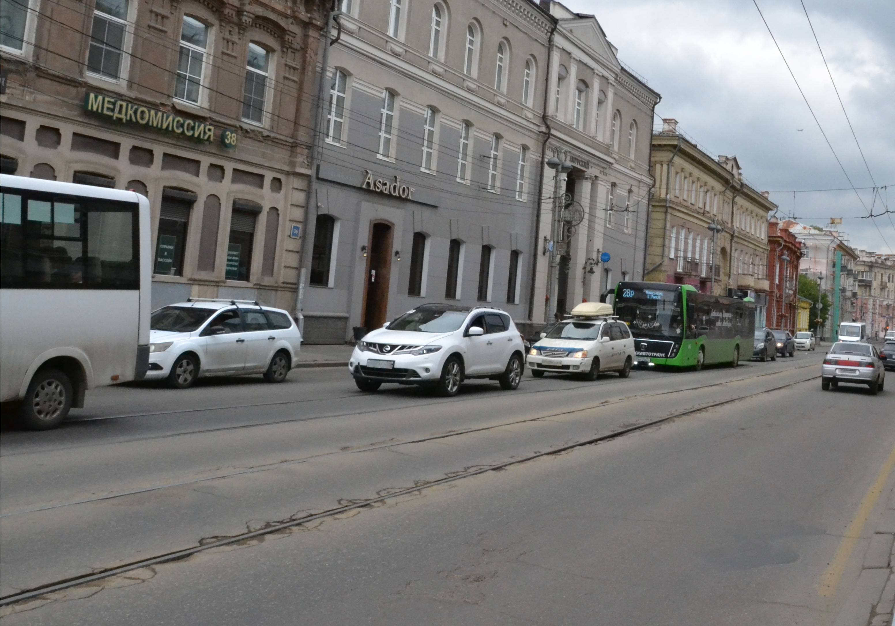 Власти: топлива на заправках в Иркутской области осталось на 20 дней