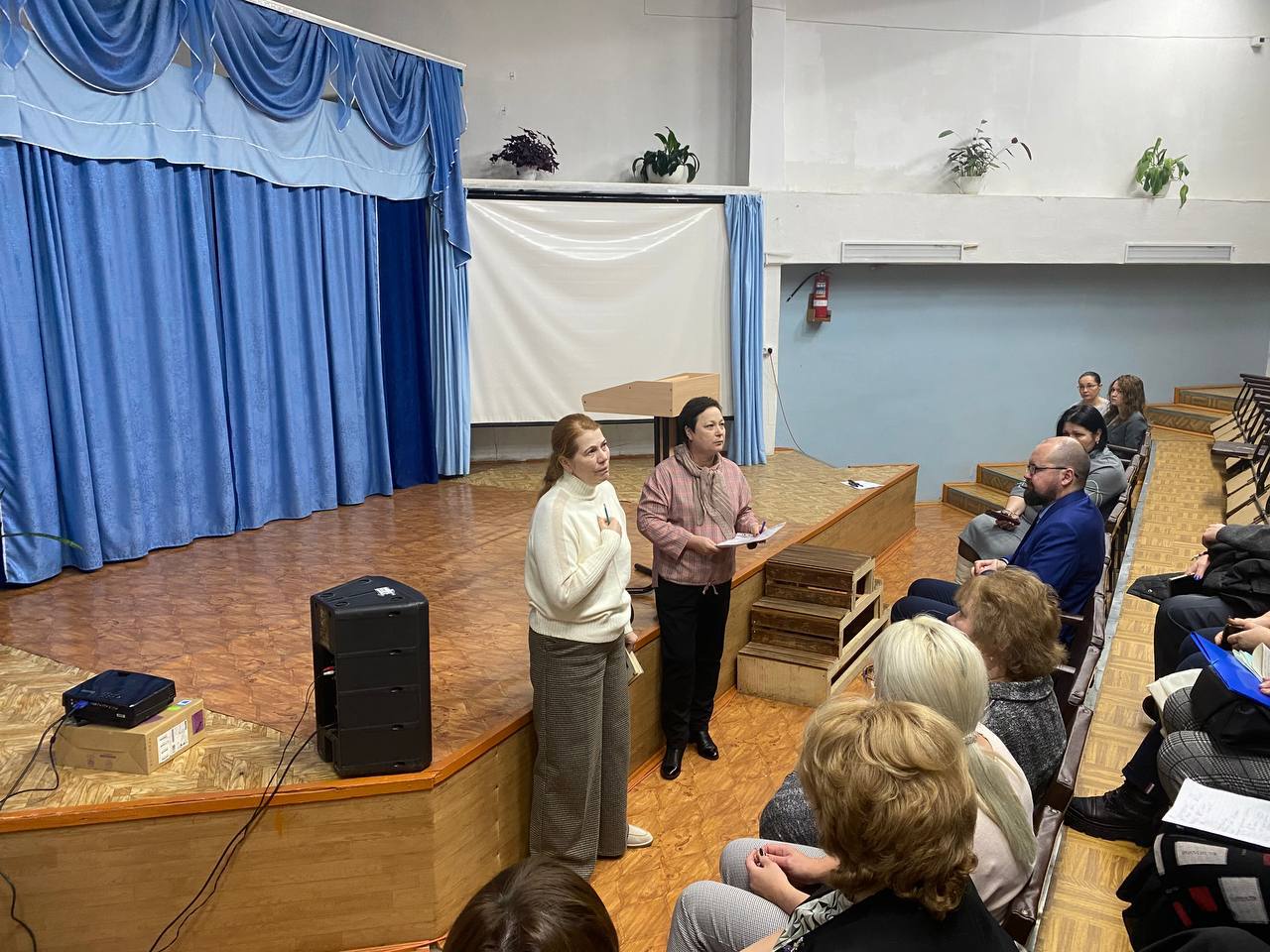 В школе Шелеховского района провели работу с детьми после инцидента с насилием среди подростков