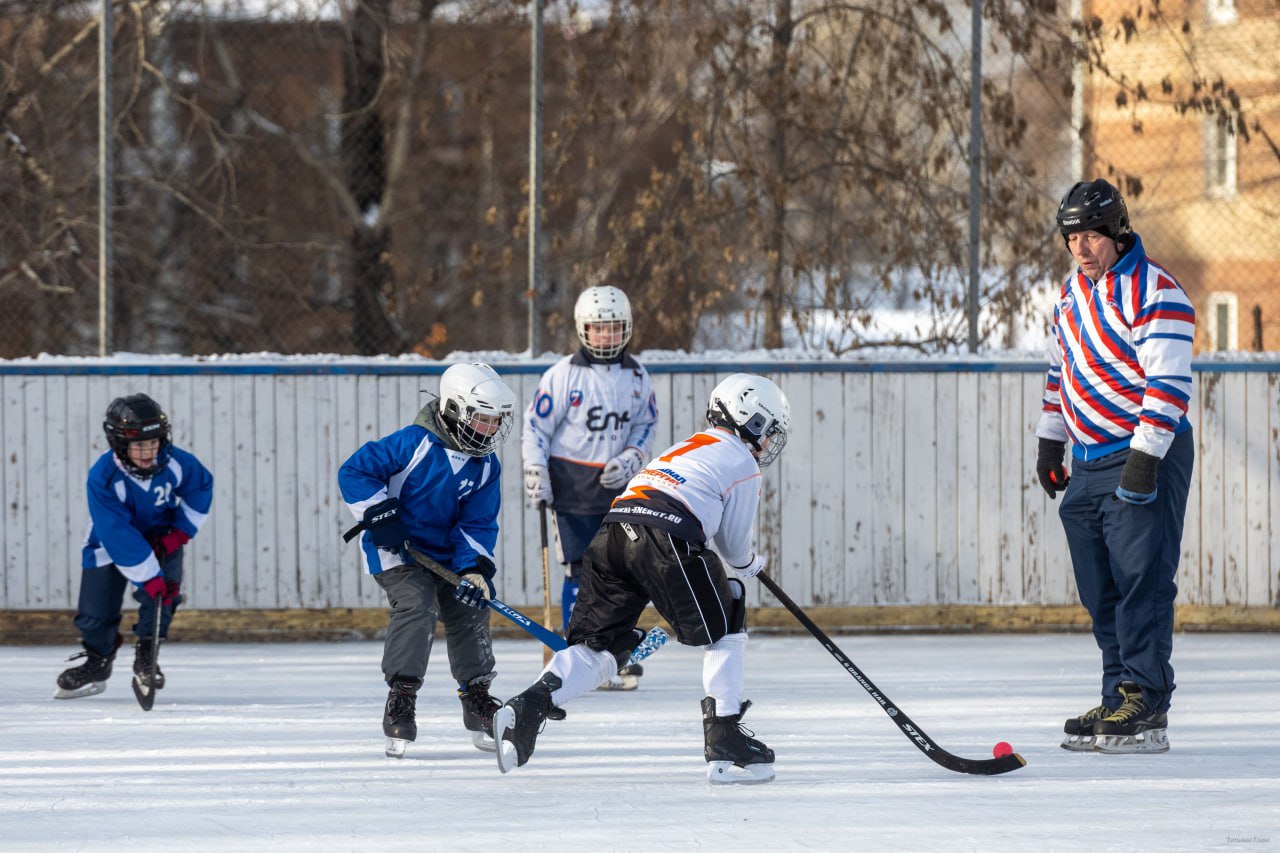 Хоккейный сезон стартовал в Иркутске с детских матчей