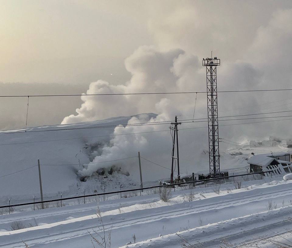 10 дней будут тушить пожар вблизи Усть-Кута