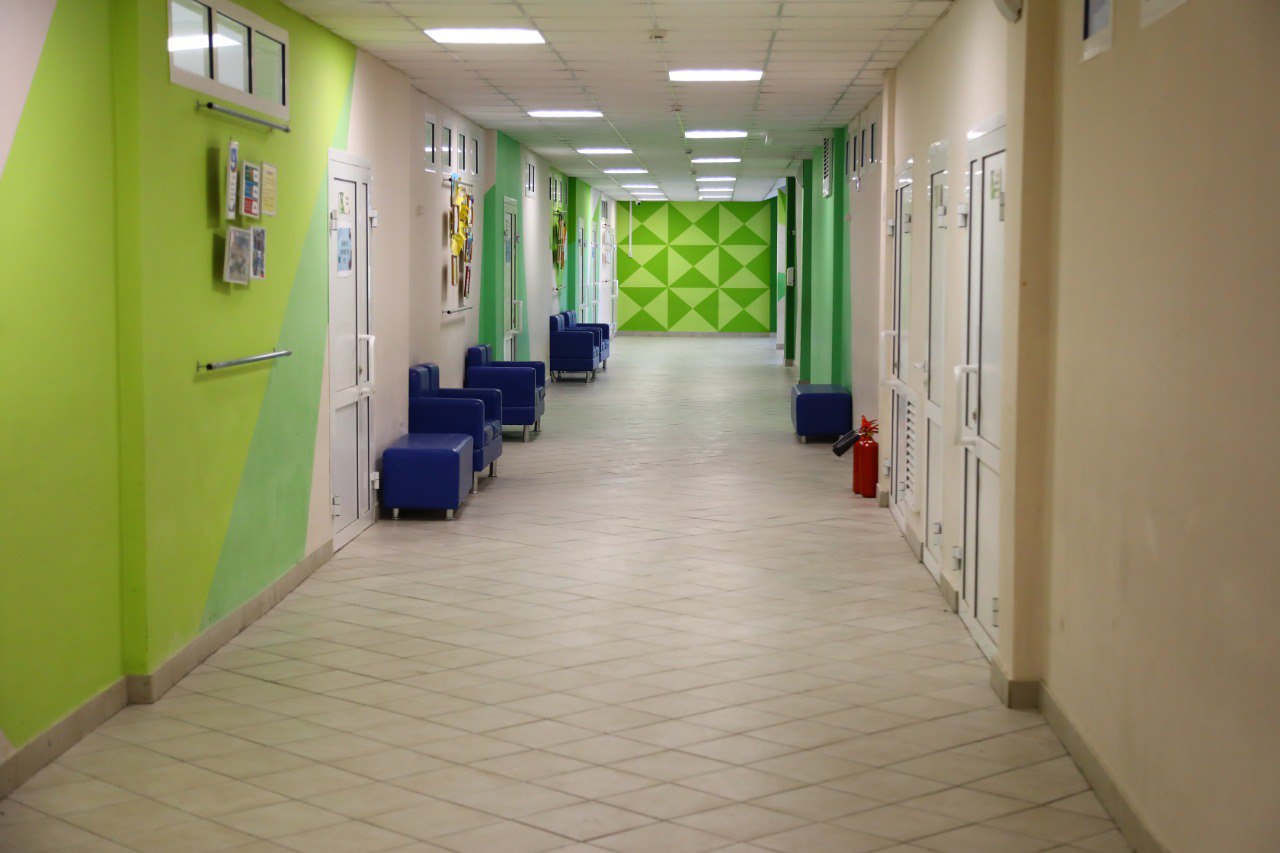 Школьники из Иркутска и Улан-Удэ пожаловались Мизулиной на запрет выходить в туалет во время уроков